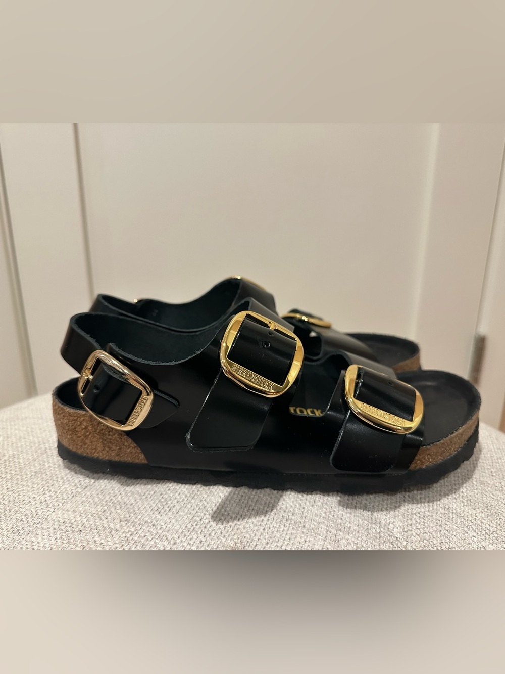 NWT Birkenstock size 39 Milano Big Buckle high shine black sandals - Picture 3 of 13